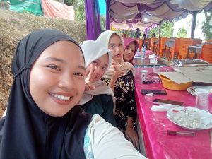 Warga RT 06 Desa Sinunukan III Kompak Gelar Gotong Royong Rewang Hajatan, Dinilai Sukses dan Efisien